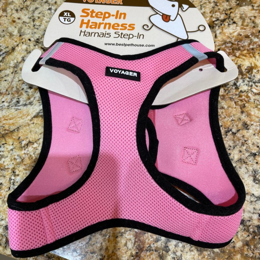 Voyager Harness XL. Pink and Black